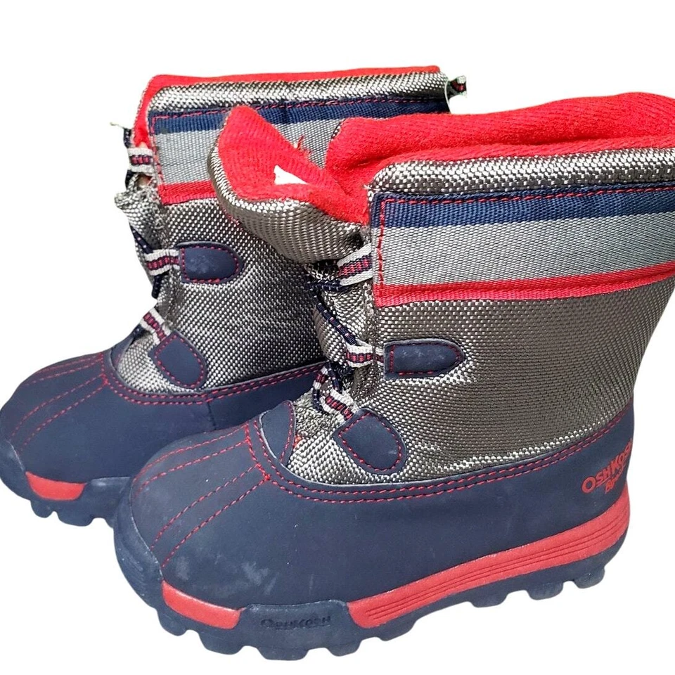 Botas de invierno de combate sin cordones OshKosh B’gosh para niños pequeños, azules/plateadas/rojas talla 9 Foto 2 de 4