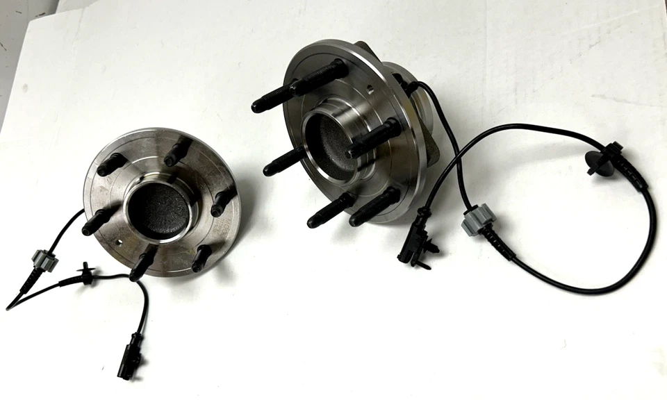 1AMH515097 Magneti Marelli conjunto de conjunto de cubo de rolamento de roda dianteira x2 07-2014 Escalade - Imagem 3 de 4