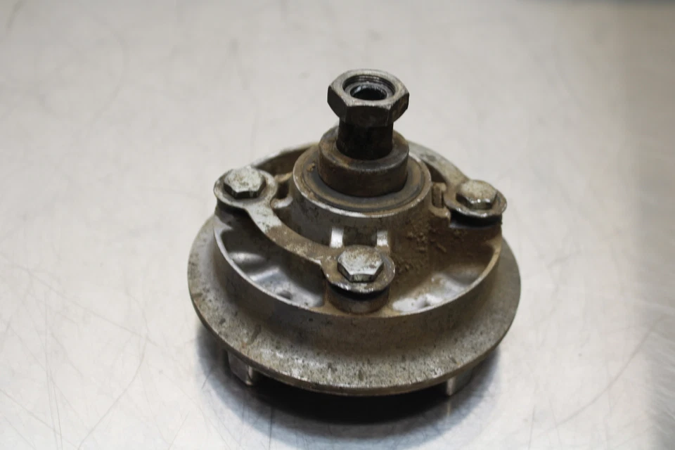 69-70 YAMAHA L5T CUBO TRASEIRO CUSH DRIVE BB138 - Imagem 4 de 4