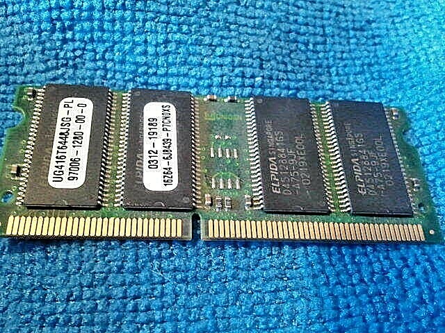SLOT MACHINE SDRAM UG416T6448JSG-PL Unigen 128MB PC133