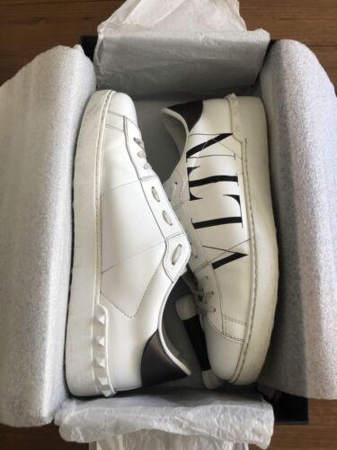 Mens Valentino Sneaker US12 EU45