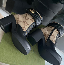 Stivali Gucci Marmont in pelle nera con tela GG, nuovi e originali, 40,5