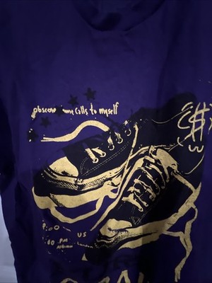Kurt Cobain Nirvana Graphic T-Shirt Music Tees Purple Shoes Design