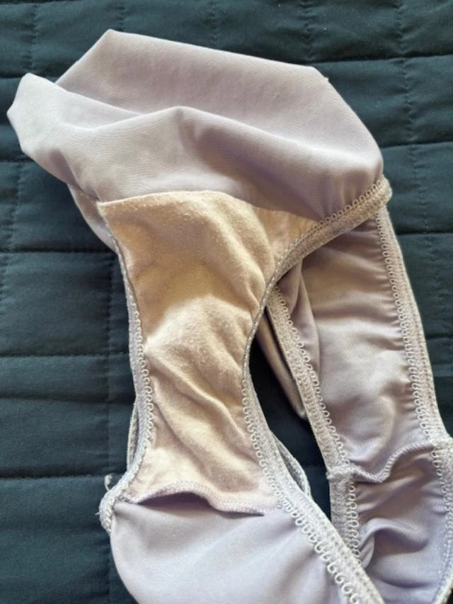 Vintage Victoria's Secret Second Skin Satin Hipster Panty Large Lavender - Image 4 of 4