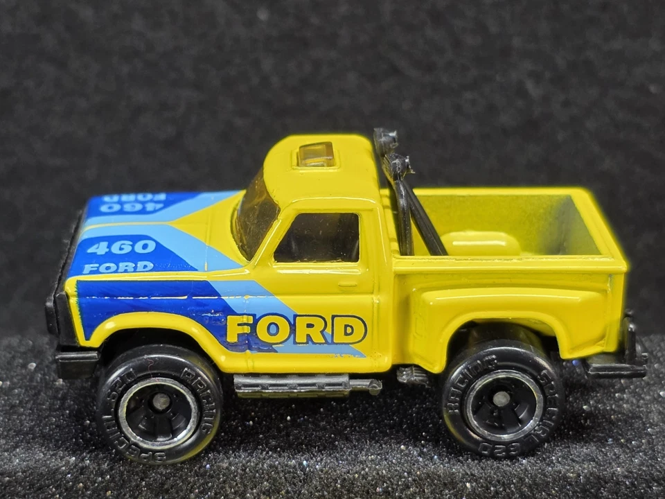 Matchbox Two Pack TP-119 Flareside Pickup & Seafire Boat on Trailer - Image 4 of 4