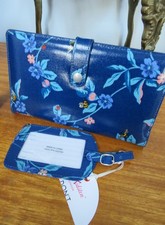 Cath Kidston Greenwich Flowers Travel Wallet Luggage Tag BNWT Bee Floral Blue