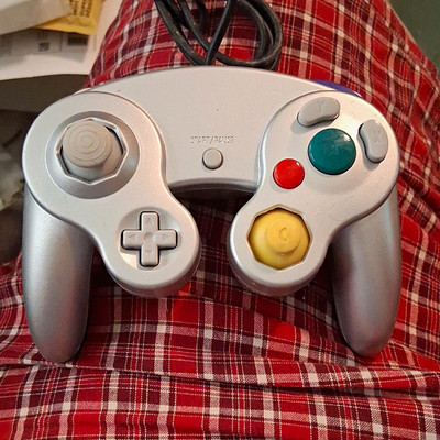 Nintendo GameCube Controller DOL-003 OEM Wired Start/Pause Button Silver