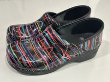 Women  s Dansko Professional Retro Streamer Clog EU 40 / US 10 / 10.5