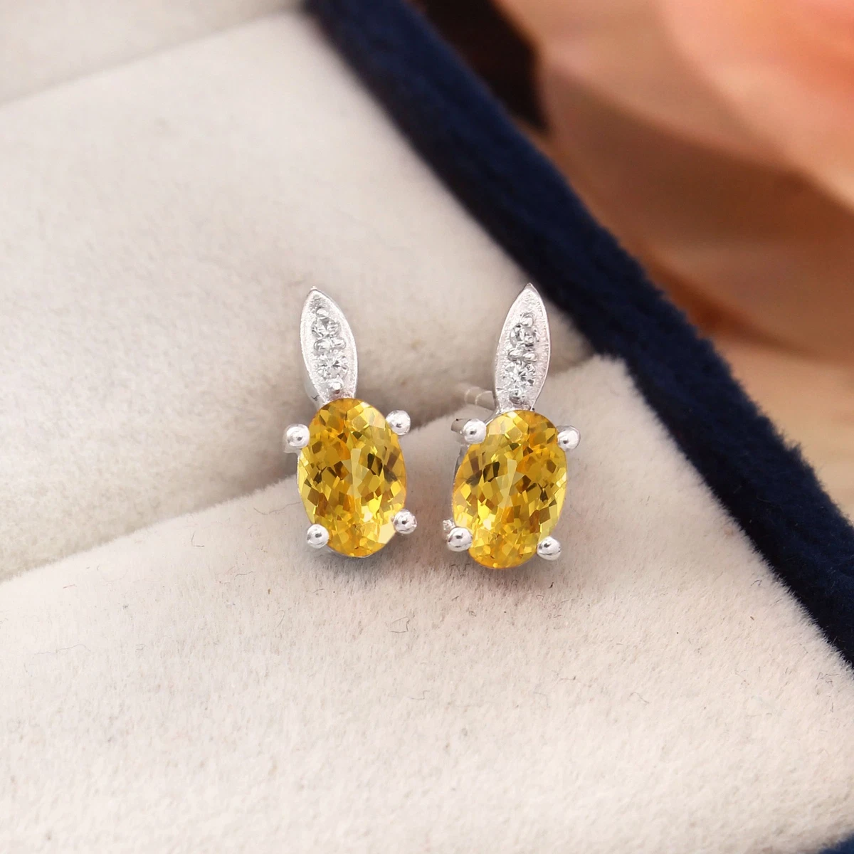 Boucles D'oreilles Puces Saphir Noir Plaqué Or Jaune - Bijou Femme Occasion, Modèle N4515