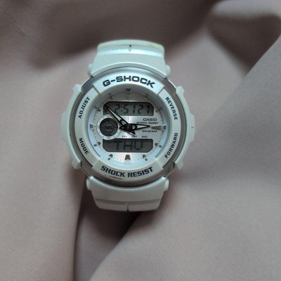 CASIO G-SHOCK White Digital Watch