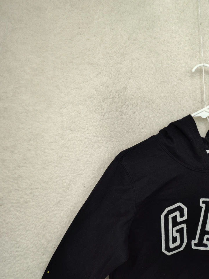 Sudadera Gap Niñas Mediun Negra Polar Manga Larga Sudadera con Capucha Bolsillo Pullover Foto 2 de 4