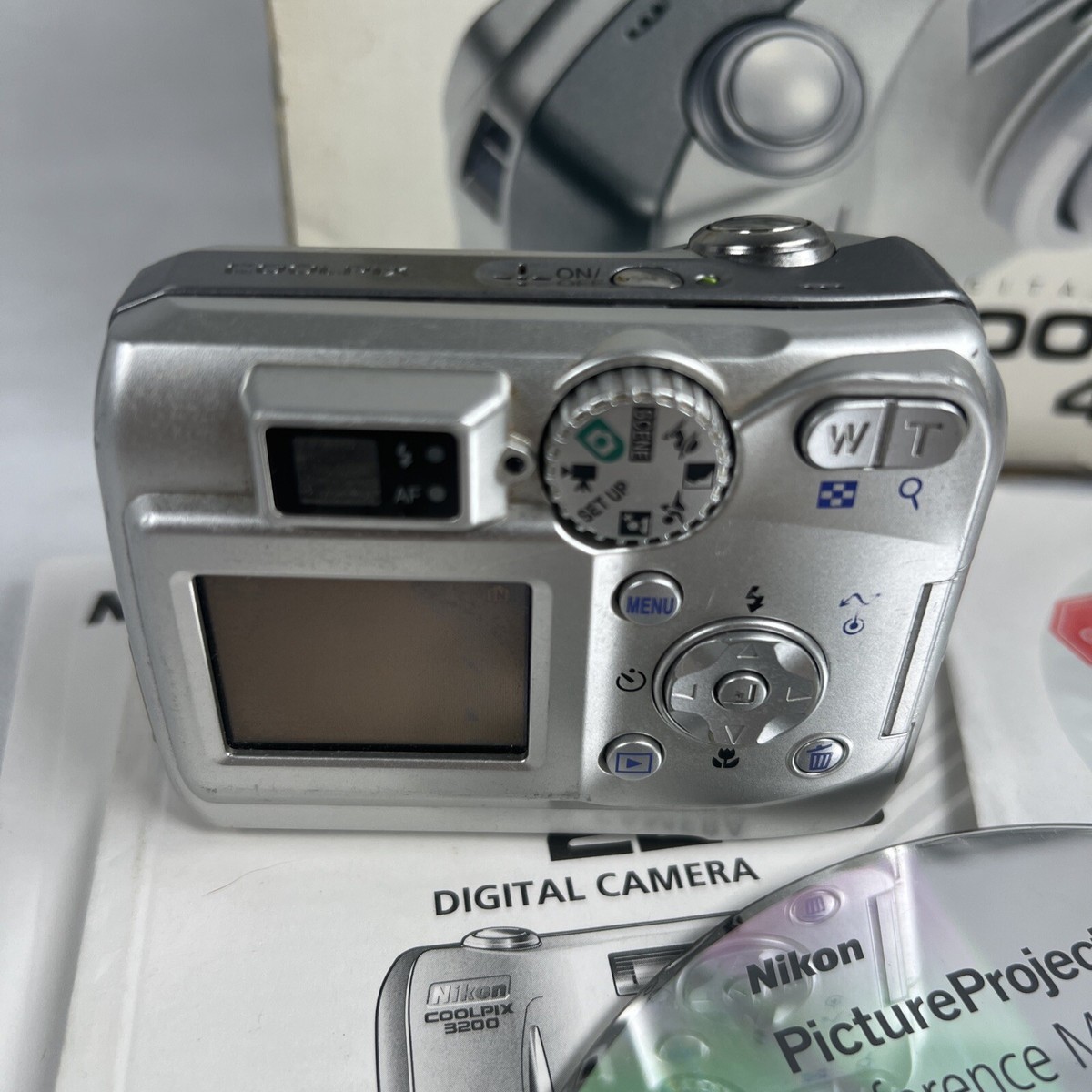 woka Nikon COOLPIX 4100 シルバー 本体とガイド