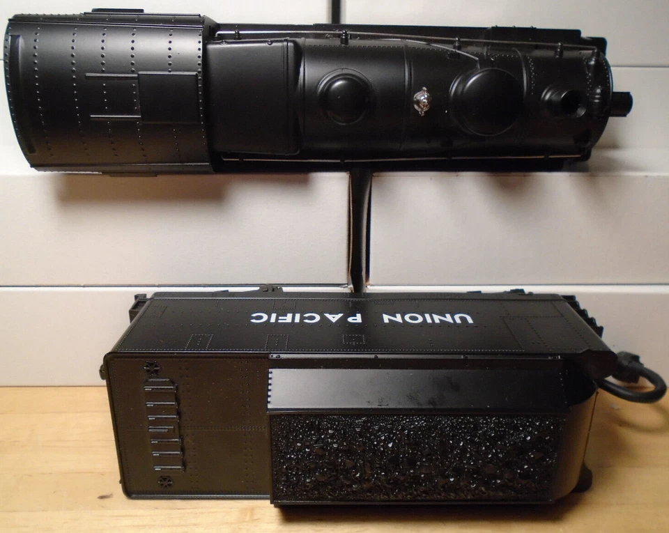 MTH UNION PACIFIC 2-8-0 STEAM LOCO #1757 + TENDER PS2 WITH BCR INSTALLED - Image 4 of 4