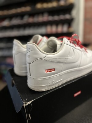 Supreme × Nike Air Force 1 Low \