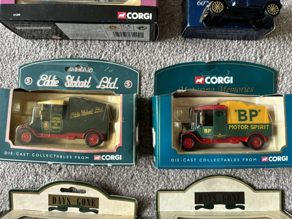 Lot of 9 x Corgi Days Gone Lledo Model Vans Advertising Boxed Cadbury BP Dulux - Image 3 of 4