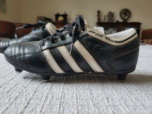 adinova football boots