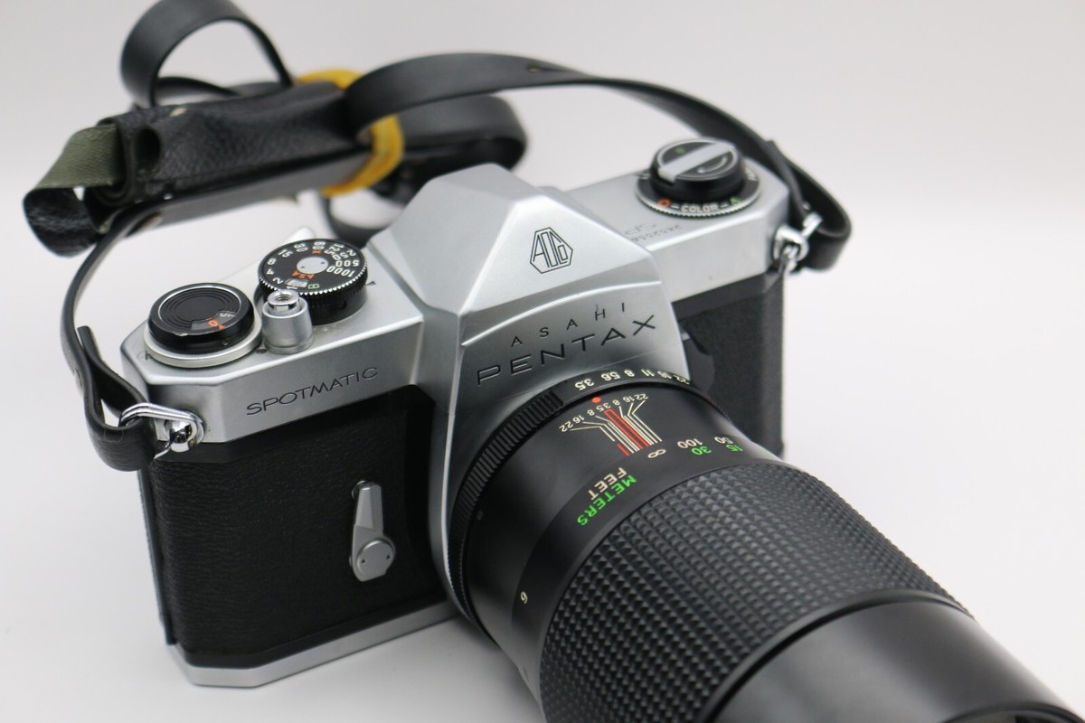 Pentax Spotmatic SP 35mm SLR Film Camera w/ Vivitar 200mm