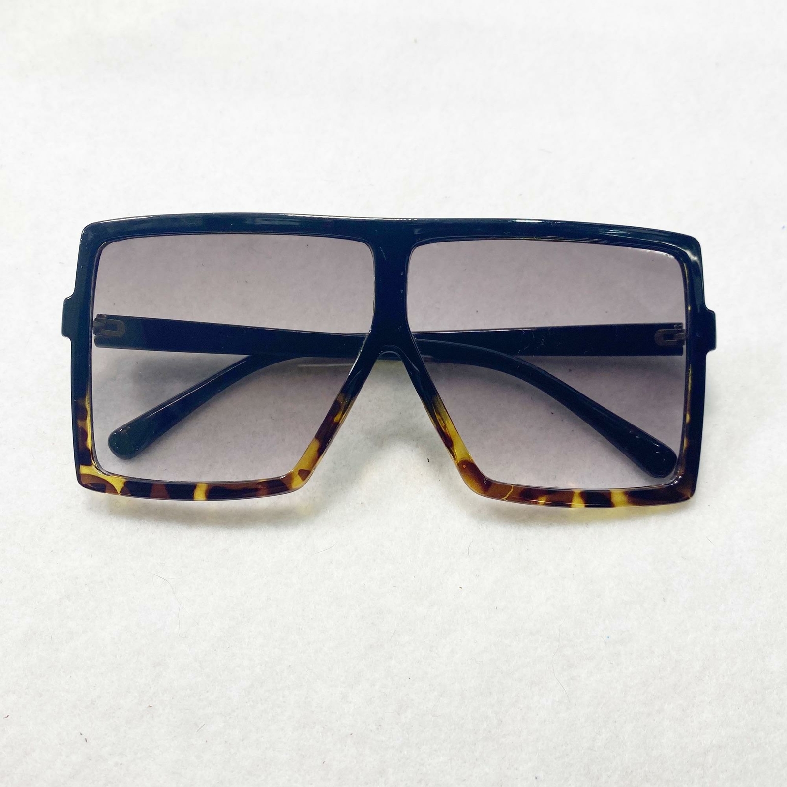 Oversized Square Tortoise Shield Frame Sunglasses - image 9