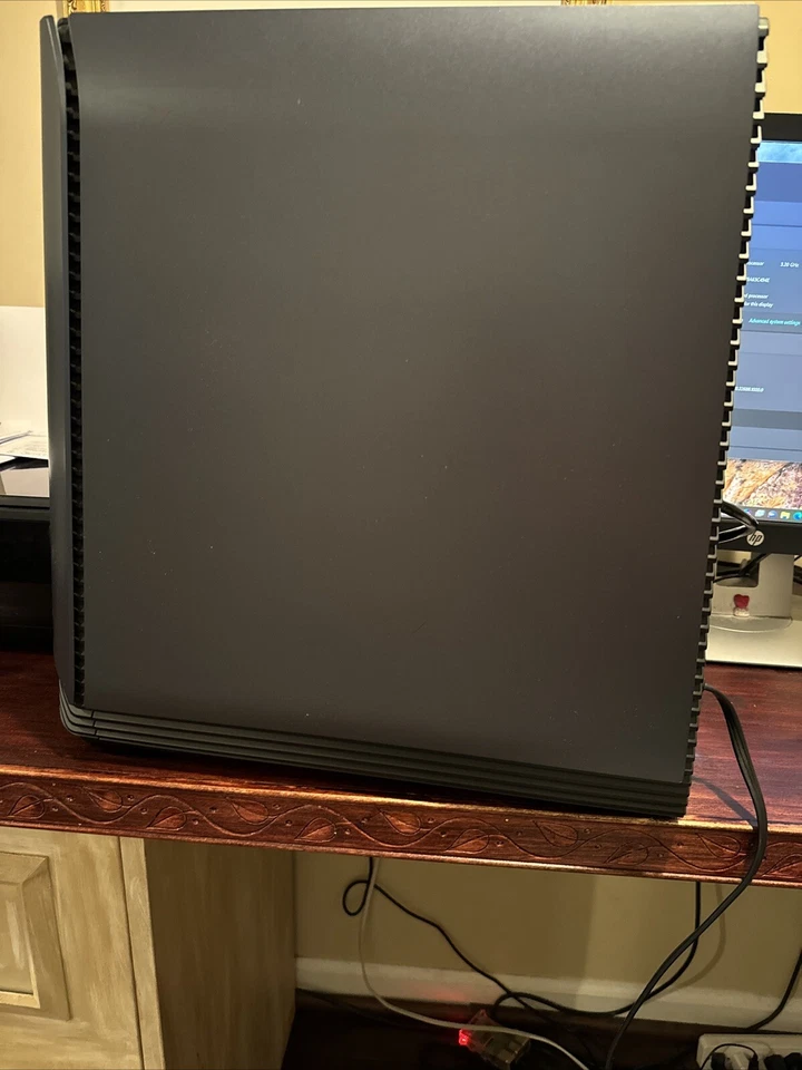 PC para juegos Dell Inspiron 5675 *excelente estado* *construcción AMD* *DISCO DURO DE 2 TB* Foto 4 de 4