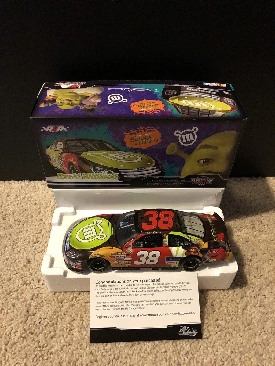 Motorsports Authentics David Gilliland 2007 Vehicle Year Diecast