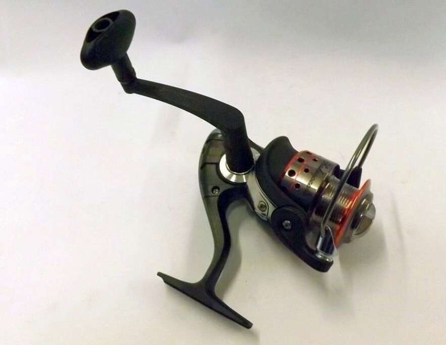 shakespeare ugly stik gx2 reel Shakespeare Ugly Stik GX2 GX230 Spinning Reel 4/190 6/140 8/110 5.2:1 Bulk