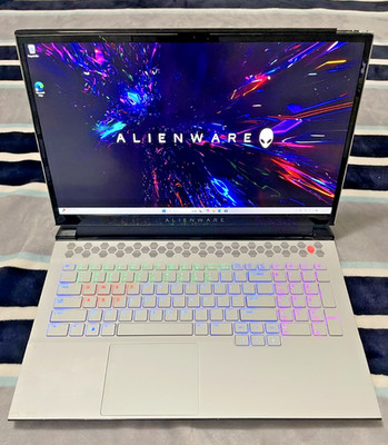 Alienware M17 R3 17 I9 10980hk 32gb Nvidia Rtx 2080 Super 1tb Nvme Win