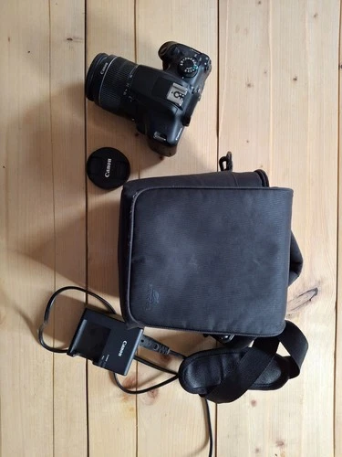 Canon EOS 1300D 18.0MP Digitalkamera - Schwarz (Kit mit EF-S IS II 18-55mm...