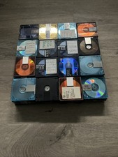 Lot de 158 MiniDiscs  d’occaz Musique Enregistrée. À Remettre État ( Poussière)