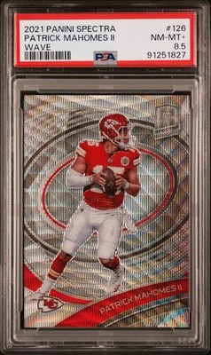 2021 PANINI SPECTRA /10 PATRICK MAHOMES WAVE #126 PSA 8.5