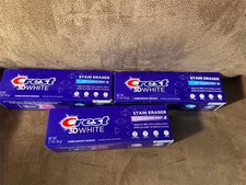 (3) Crest 3D White Toothpaste Icy Clean Polishing Mint 2.7 oz Exp 10 & 12/2027
