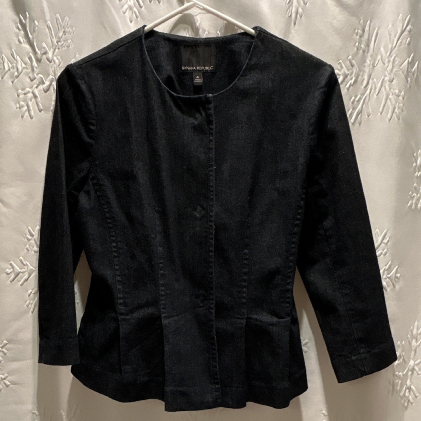 Banana Republic Women's Black Snap Front Short Jacket 3/4 Sleeve Size 4