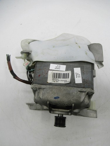 Motor BAUKNECHT WAT PLUS 512 DI   NR 25425331  MCA 52/64-148/ALD5    LINE S24