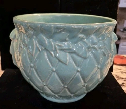 Vintage  Large McCoy Diamond Quilted Leaf & Berries Seafoam Green Jardiniere