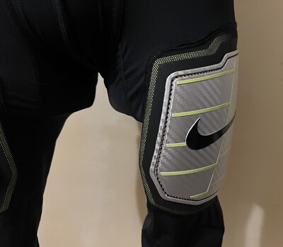 NIKE PRO COMBAT BLACK GREEN COMPRESSION HYPERSTRONG FOOTBALL
