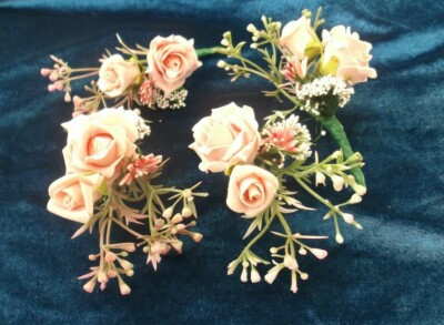 Zartrosa Rosen/Babys Atem/Spray Knopfloch - Hochzeit Blumen - von Valerie J