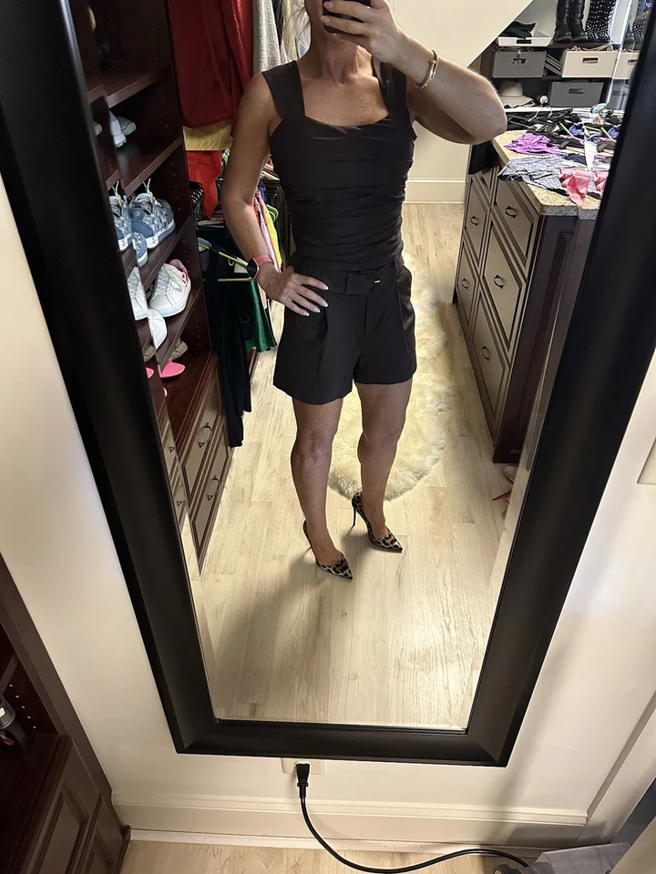 Express Stylist Super High Waisted Linen-Blend Brown Belted Shorts Size 00 - Image 3 of 4