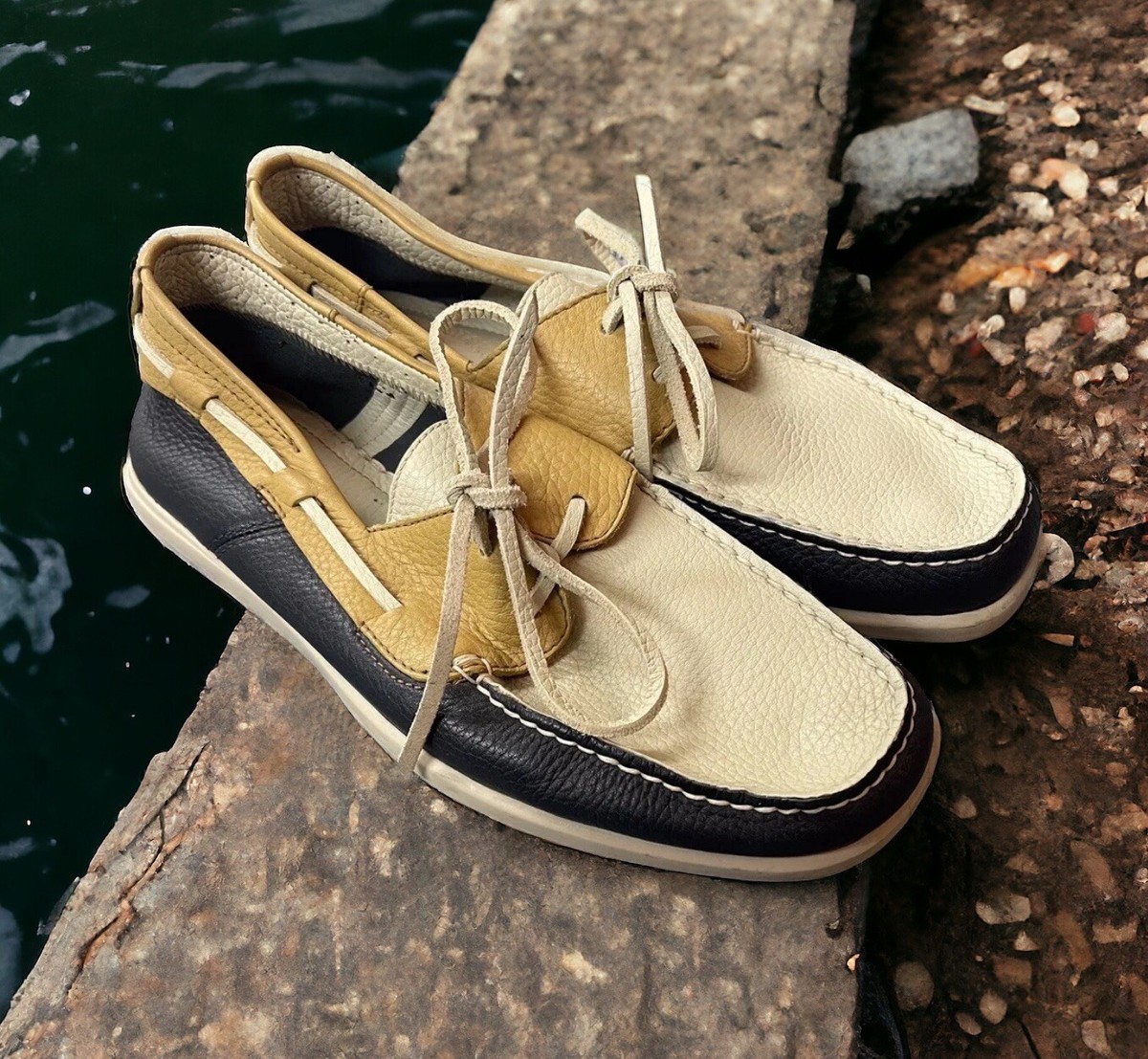 Tommy Bahama Mens Summer Boat Design Tommy Bahama Boat Shoes for Men for sale | eBay main image 3