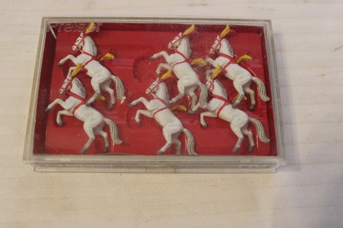 HO Scale Preiser, Package of 6 Show Horses for Circus, #20382 RARE! BNOS - Picture 2 of 3