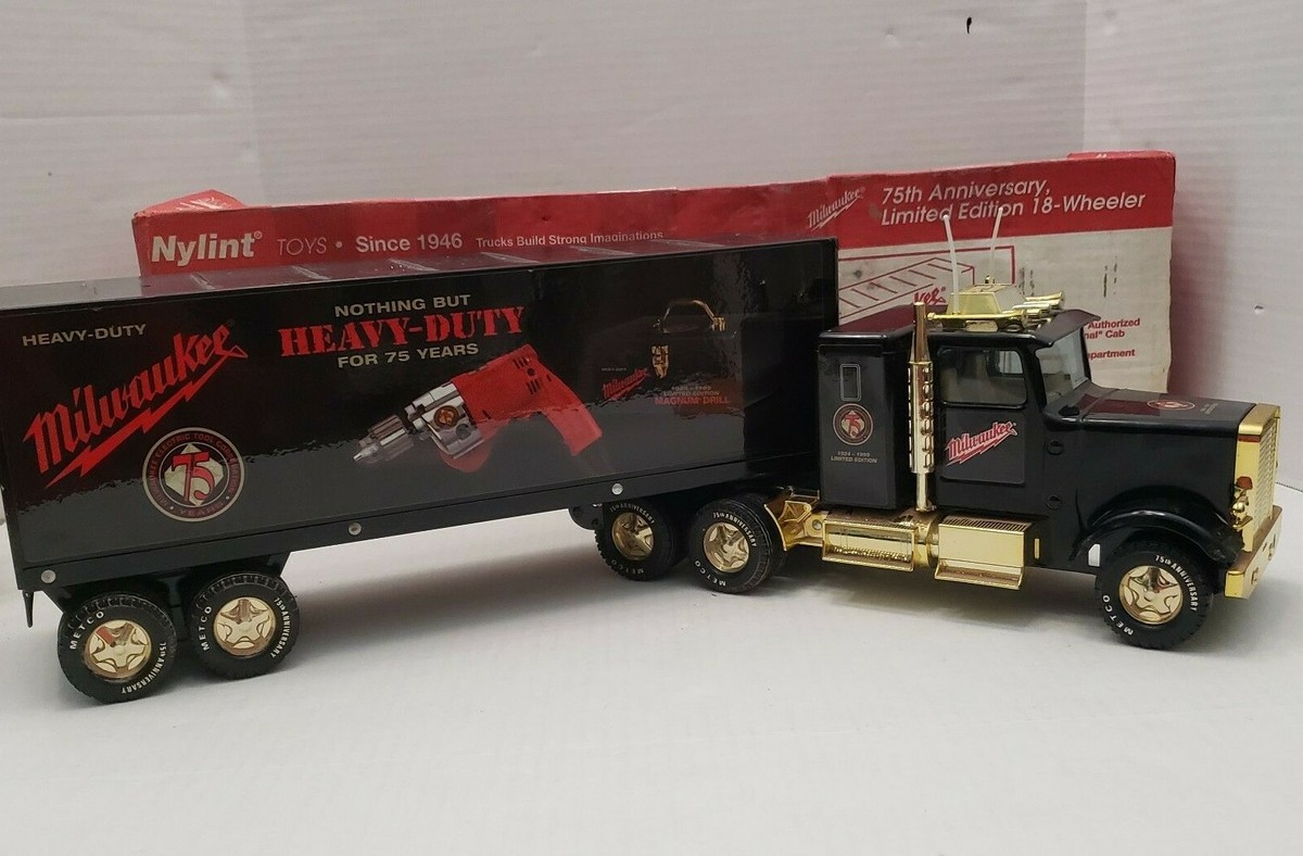 NYLINT トレーラー ブリキ Nylint Toys Steel Tractor Trailer 18 Wheeler Milwaukee Sawzall