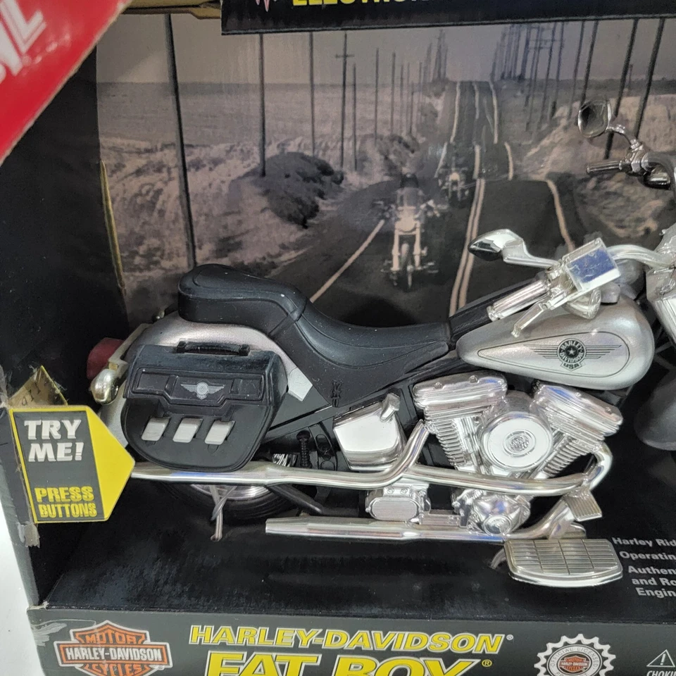 Buddy L 1996 Harley Davidson Heritage Softail Special Electronic Toy Motorcycle - Image 2 of 4