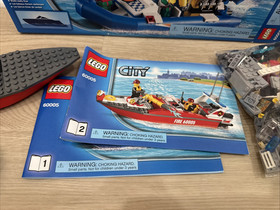 LEGO CITY 60005 TOWN FIRE BOAT w/ Manuals & Box