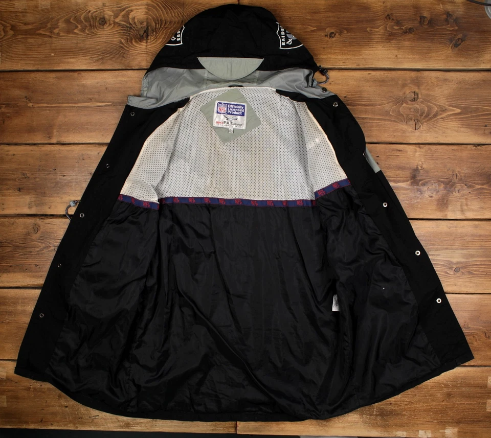 Chaqueta cortavientos vintage de la NFL L Raiders Triple Fat Goose negra Foto 4 de 4