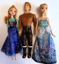 Disney Frozen   Elsa, Anna, and Kristoff Dolls - 11" - 2018