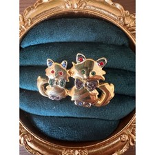 Vintage Gold Tone Cats kitten Brooch Pin with Rhinestones Feline Pet Animal Cat