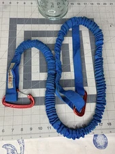 Tow-Whee  Bungee Tow Rope Blue W/ Extra Carabiner (C1)