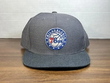 Sixers SnapBack Hat Mitchell & Ness Gray NEW WITHOUT TAGS