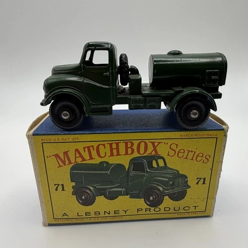 Matchbox Lesney 71a Austin 200 gallon Water Tanker with rare color D box