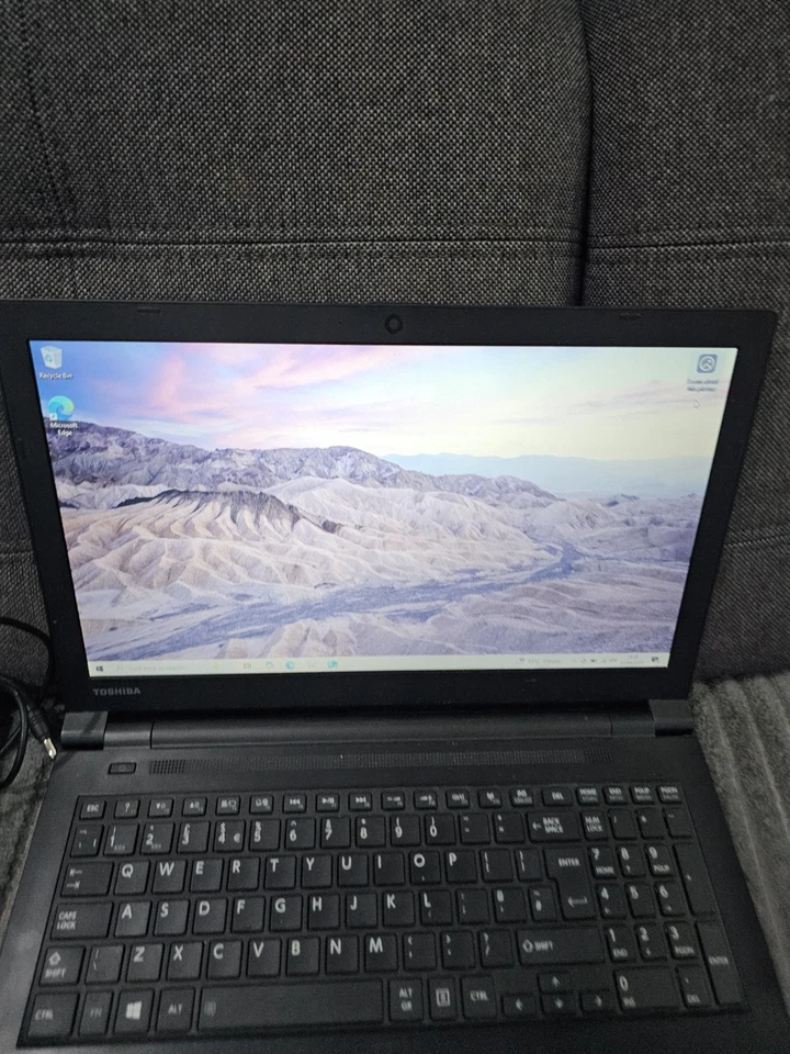 K883 Toshiba Satellite Pro R50-B-12V 15.6" i5 4210U 1.7GHz 4GB RAM 128GB SSD - Image 3 of 4