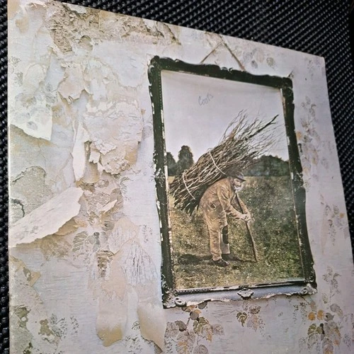 LED ZEPPELIN - IV ZOSO LP Vinyl  Record /  w/ lyrics insert