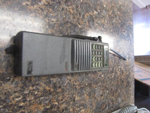 Vintage iCOM IC-U16 UHF Zwei-Wege Radio Transceiver - LB50